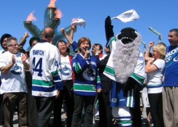 Nagano and Clark shine for their countries in Olympic qualifiers