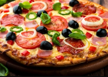 How to make restaurant-quality pizza at home in 60 seconds with Gozney Arc ovens