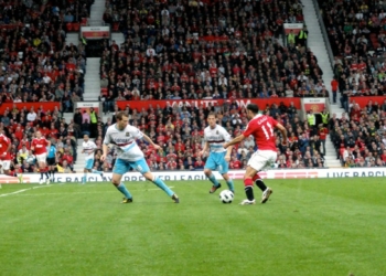 Premier League Showdown: West Ham Clashes with Aston Villa