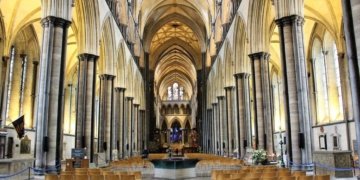 Salisbury Cathedral Welcomes New Dorset Canons