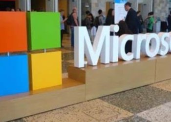 Microsoft Restructures Business Units to Highlight AI Benefits