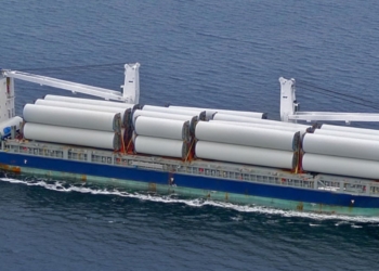 Enhancing Logistics Efficiency: Bridging Technology and Skill Gaps