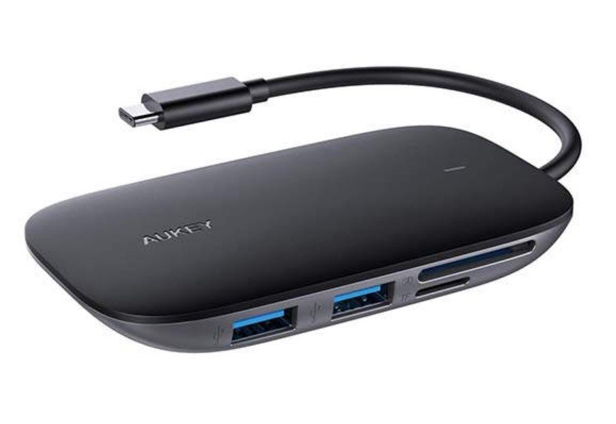 usb-c cable rotating connector Japan
