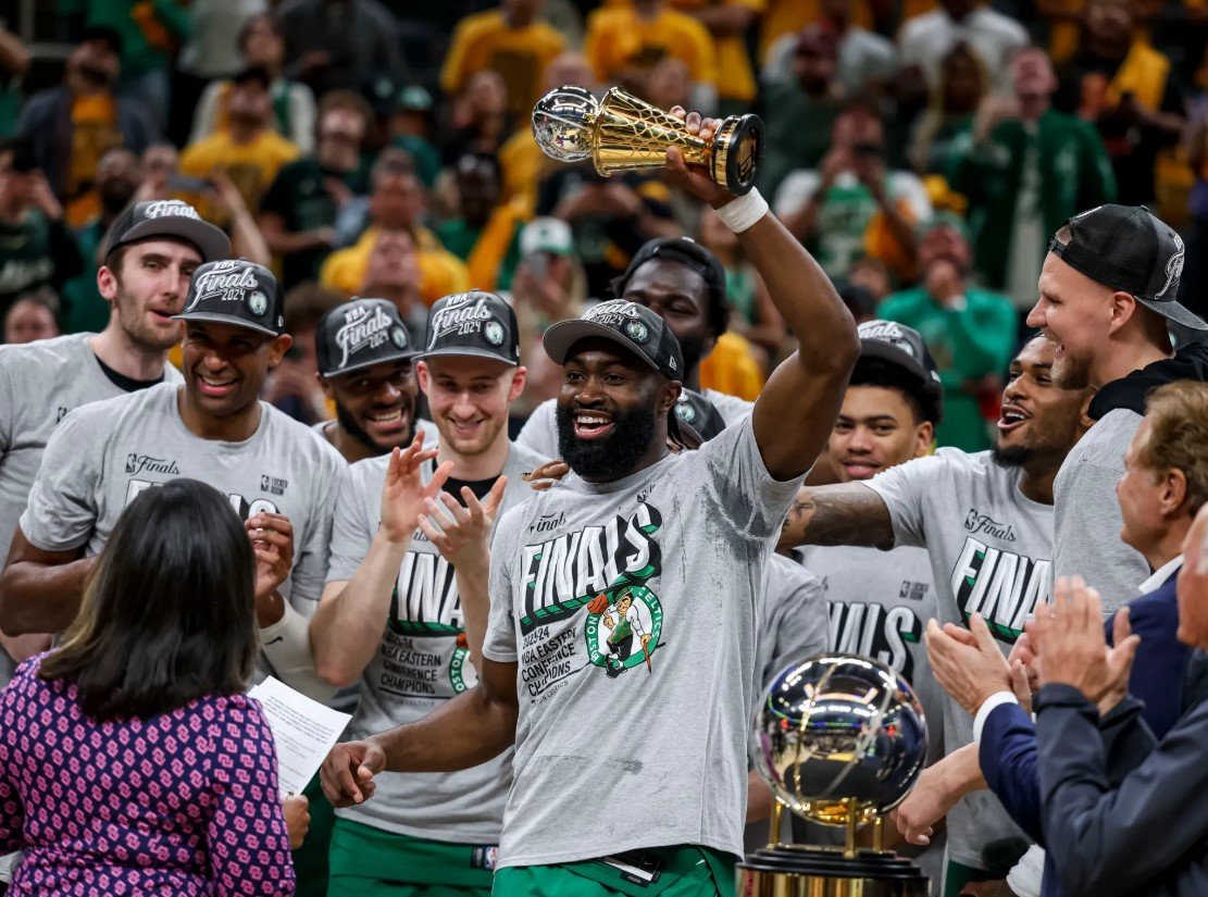 Jrue Holiday Boston Celtics dribbling vs Orlando Magic 2025 NBA Playoffs