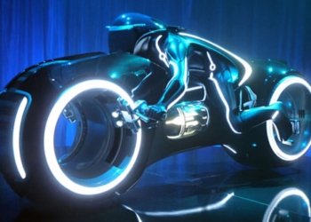TRON Catalyst game screenshot city neon light bike Arq Grid